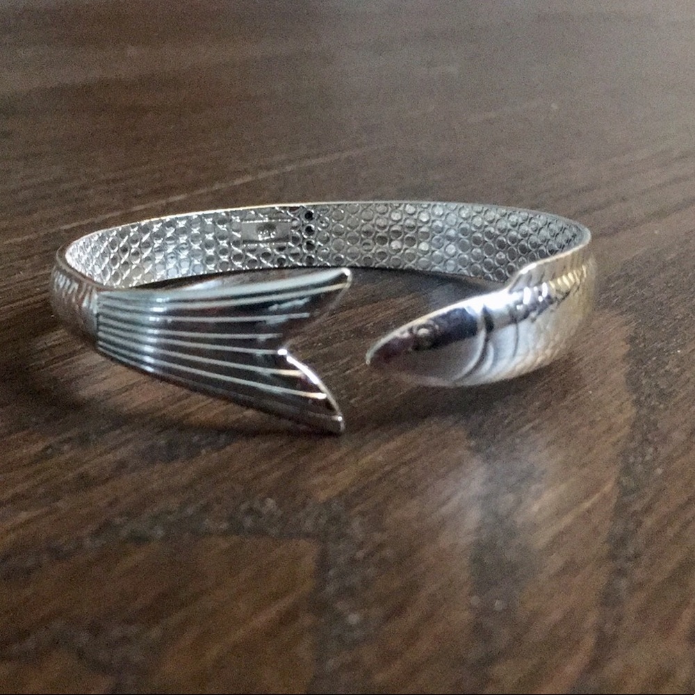 Brand NEW Cape Cod Style Fish Bracelet Cuff 🐟 - Picture 2 of 8